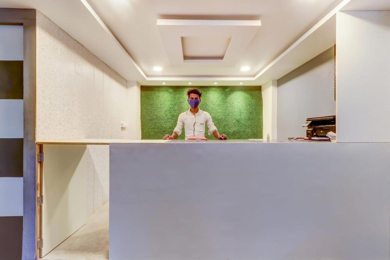 Hotel O The Crown Inn Nagpur Exteriör bild