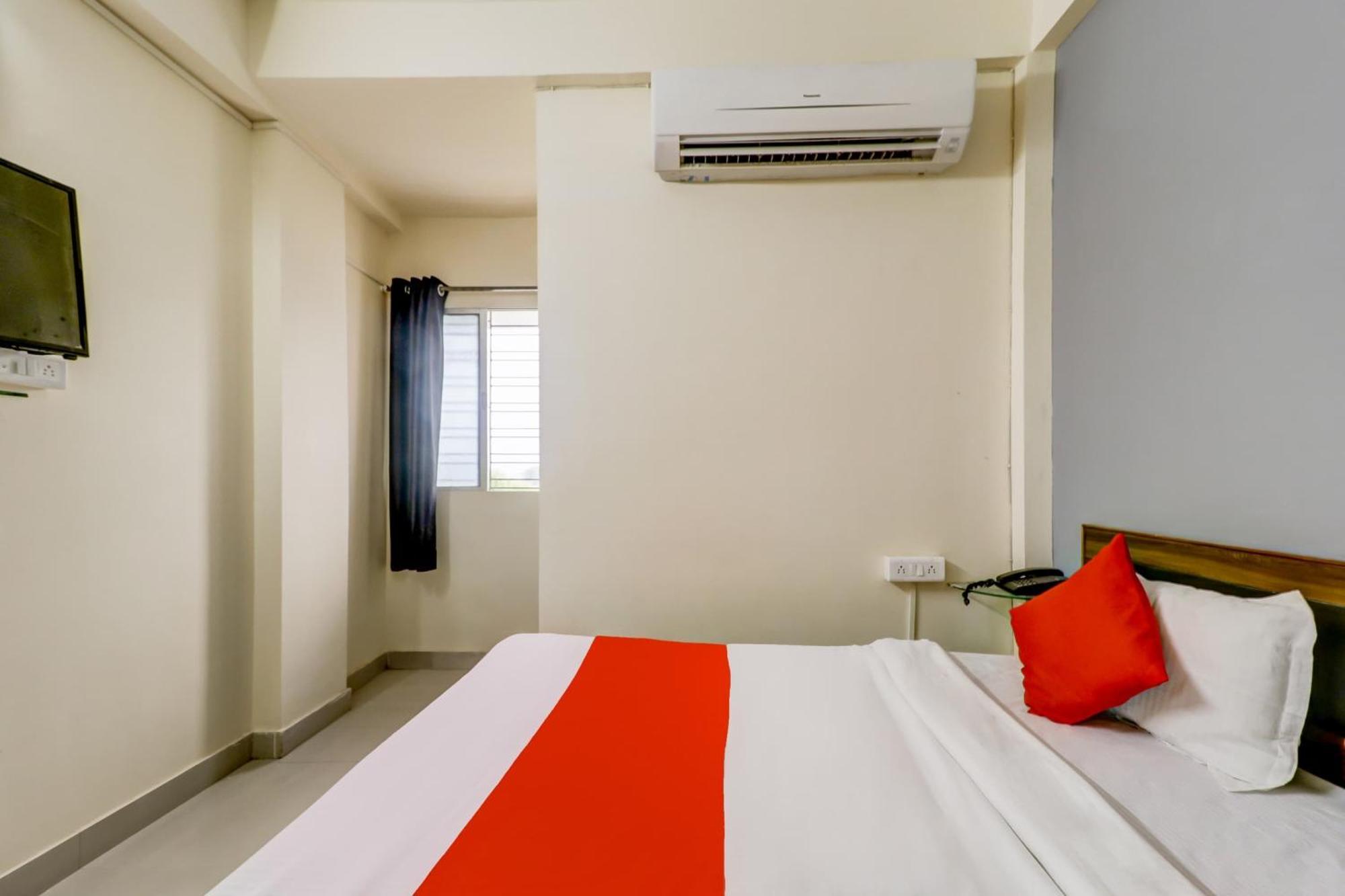 Hotel O The Crown Inn Nagpur Exteriör bild