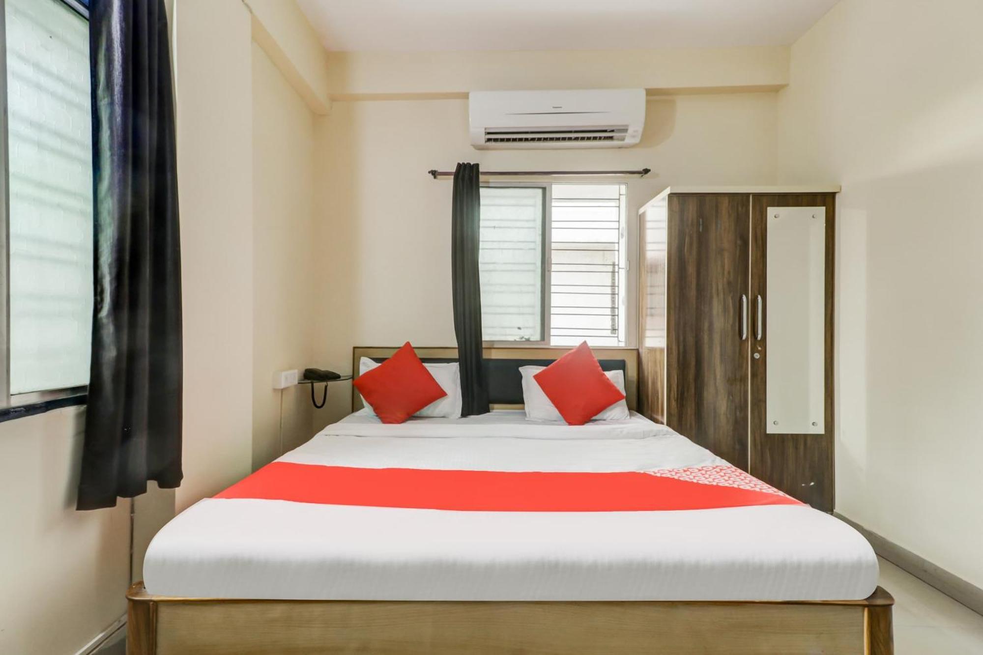 Hotel O The Crown Inn Nagpur Exteriör bild