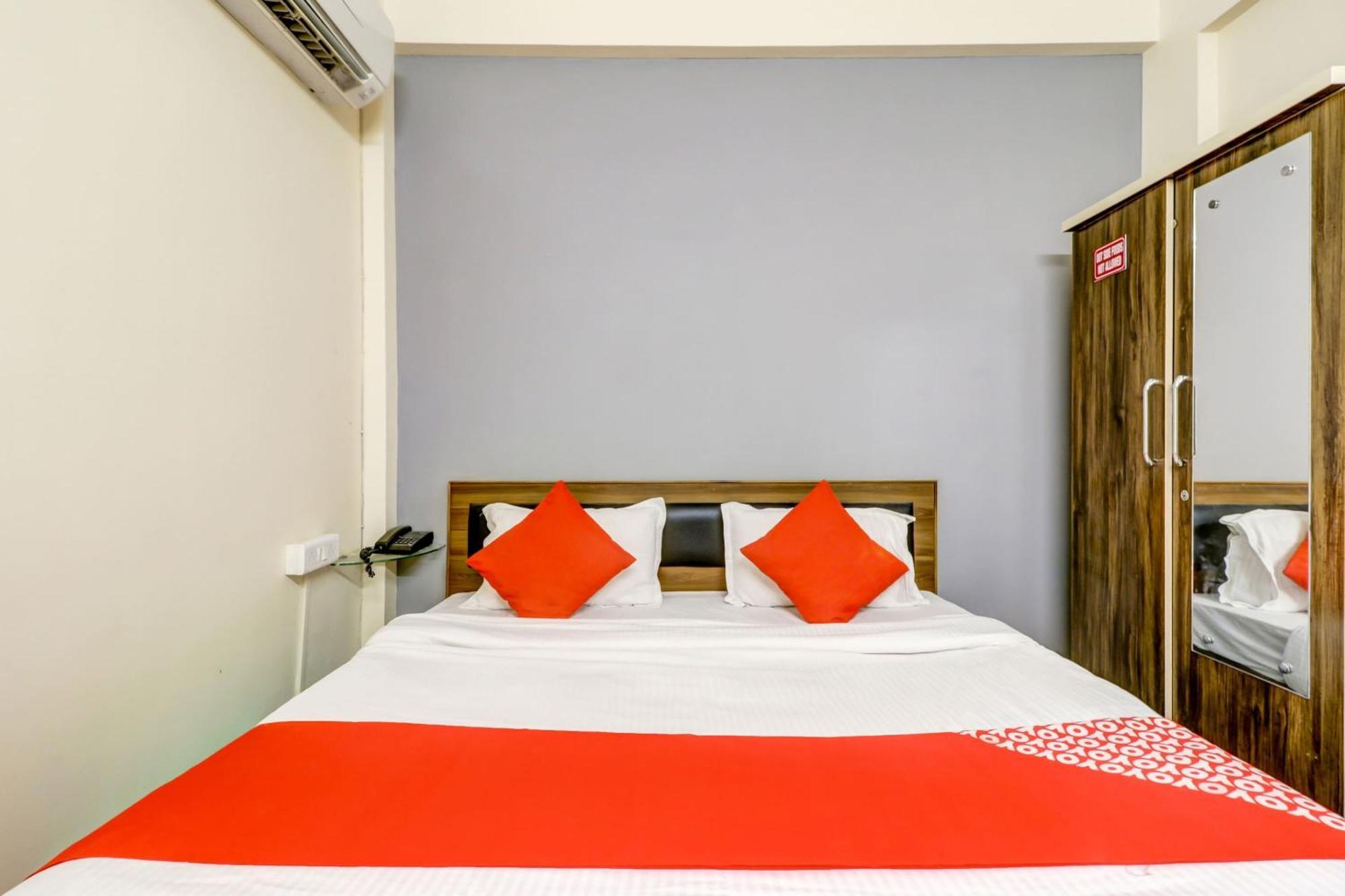 Hotel O The Crown Inn Nagpur Exteriör bild